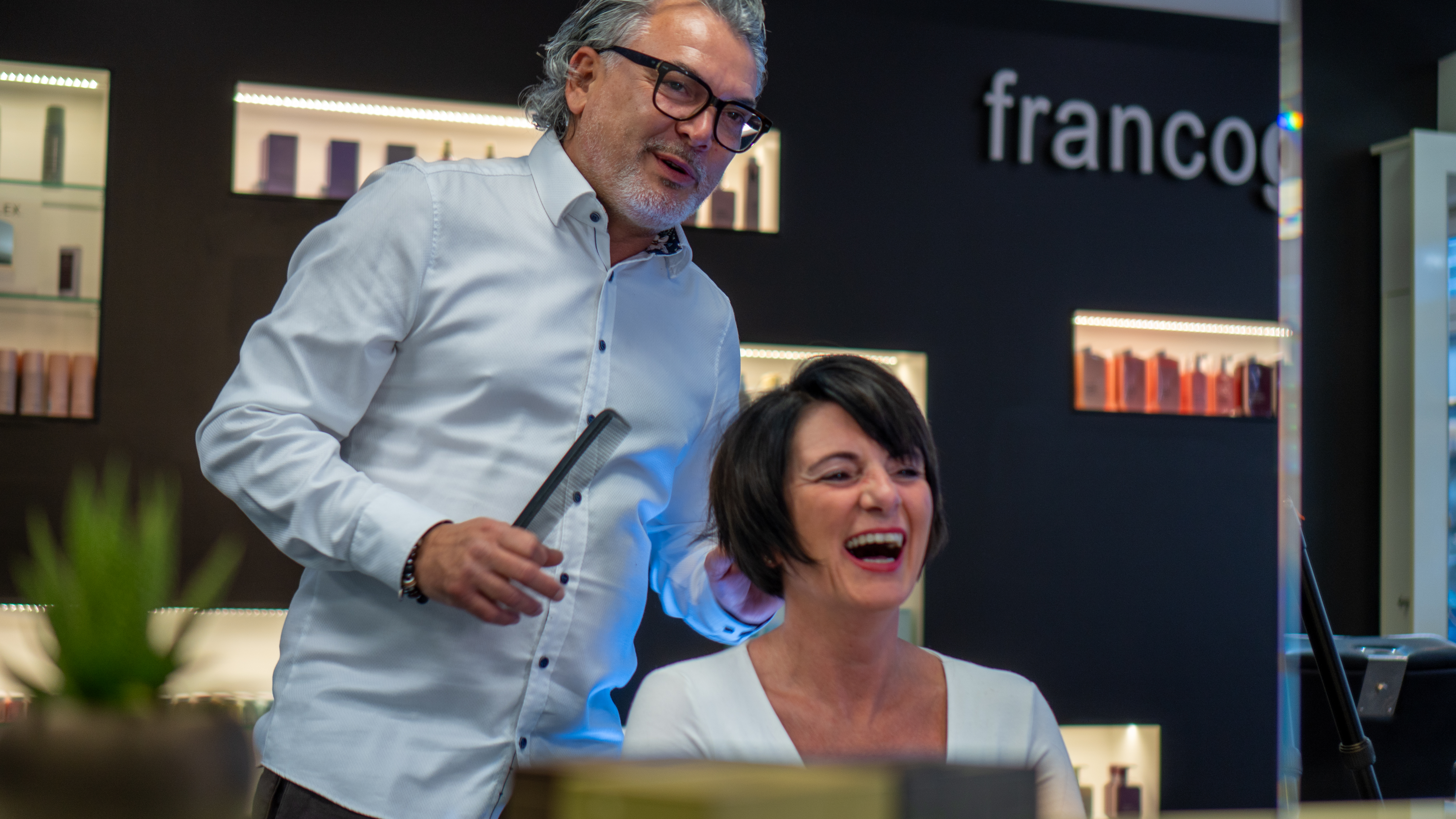 Franco Grasso beim Haareschneiden – persönlicher Salonmoment in Koblenz